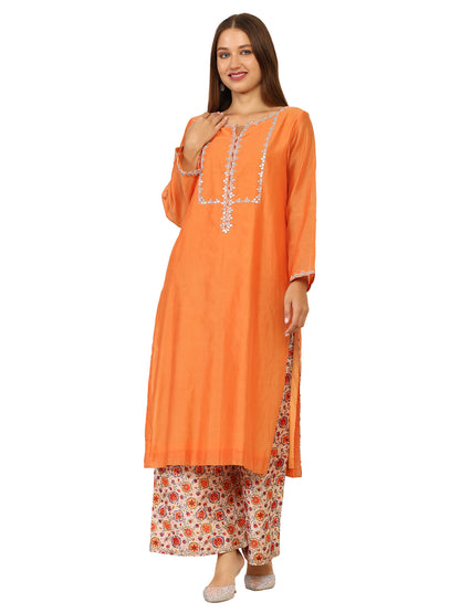 Chanderi cotton kurta with gota pati work and printed chanderi pyjama with light gota pati work and matching net duppatta.